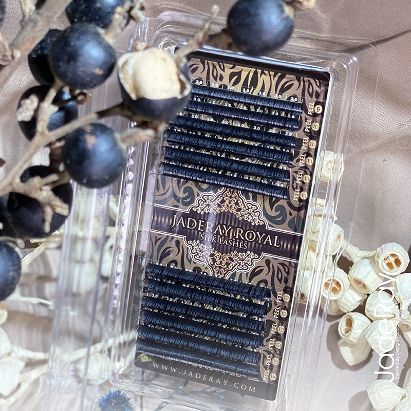 睫瑞霸王睫毛(黑) Roya Silk(Black)